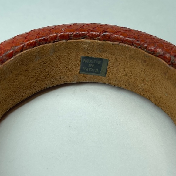 Vintage Retro bangle. Snakeskin leather look, made in India. - Picture 5 of 5